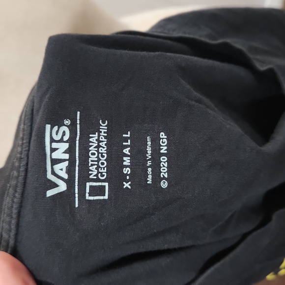 💥Cropped vans national geographic tshirt - Picture 3 of 3
